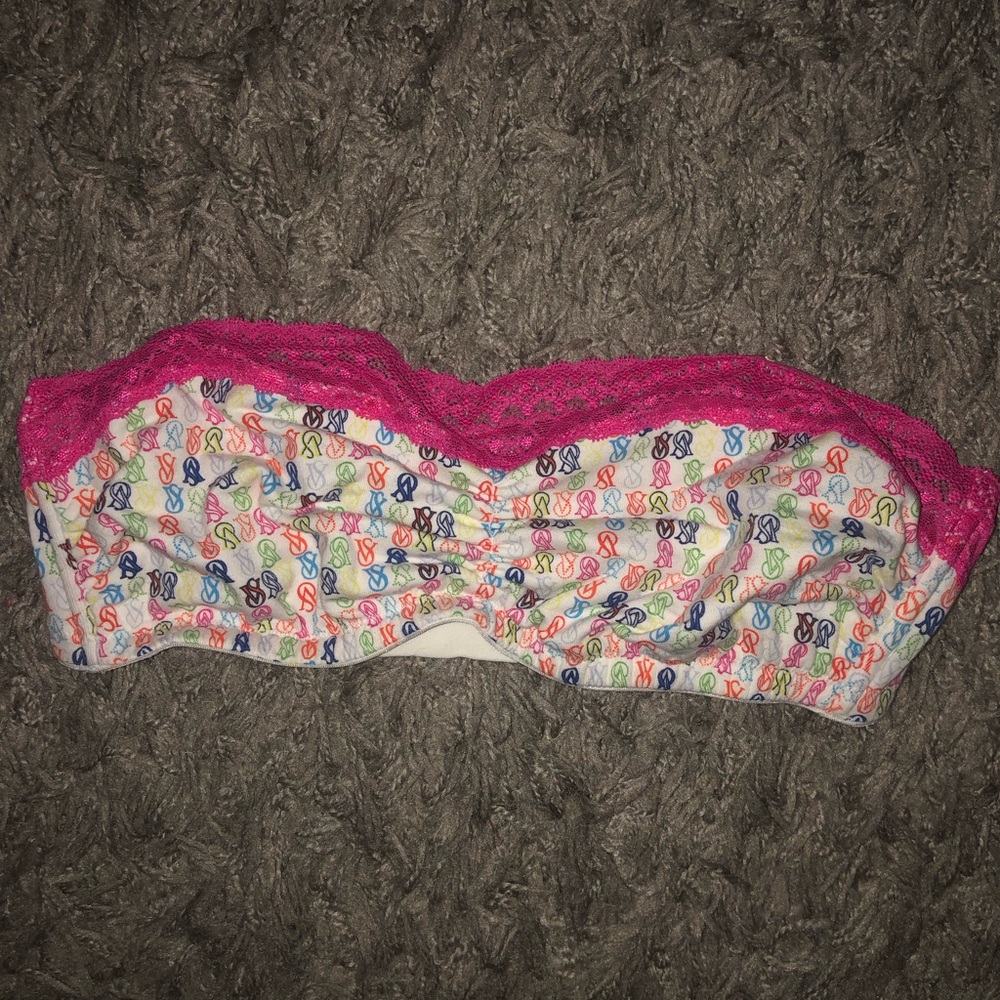 2010 Victoria’s Secret Strapless No Wire Bra, Size L